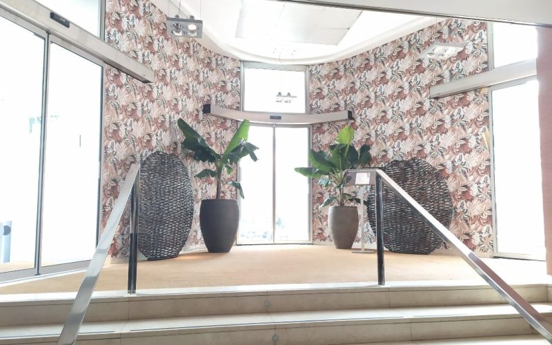 Screenshot_20250416_230538_Photos