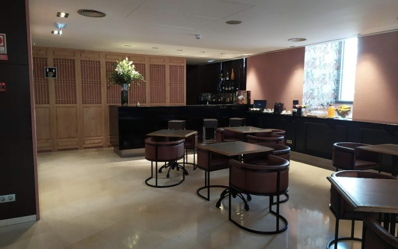 Screenshot_20250416_230544_Photos