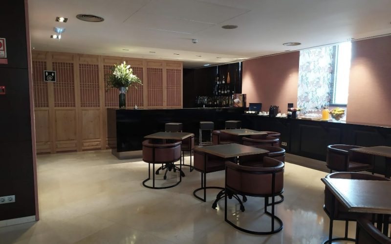 Screenshot_20250416_230544_Photos